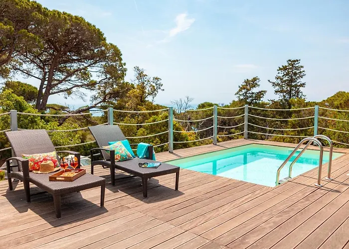 Hotell Tenuta Delle Ripalte 3*