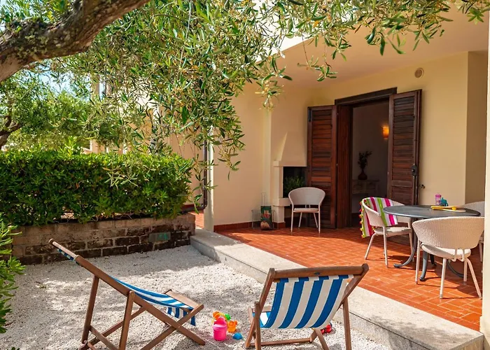 Hotell Tenuta Delle Ripalte 3*